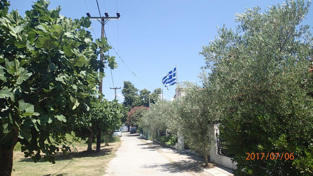 Garden Bungalow Valentina Stavros  Exterior foto